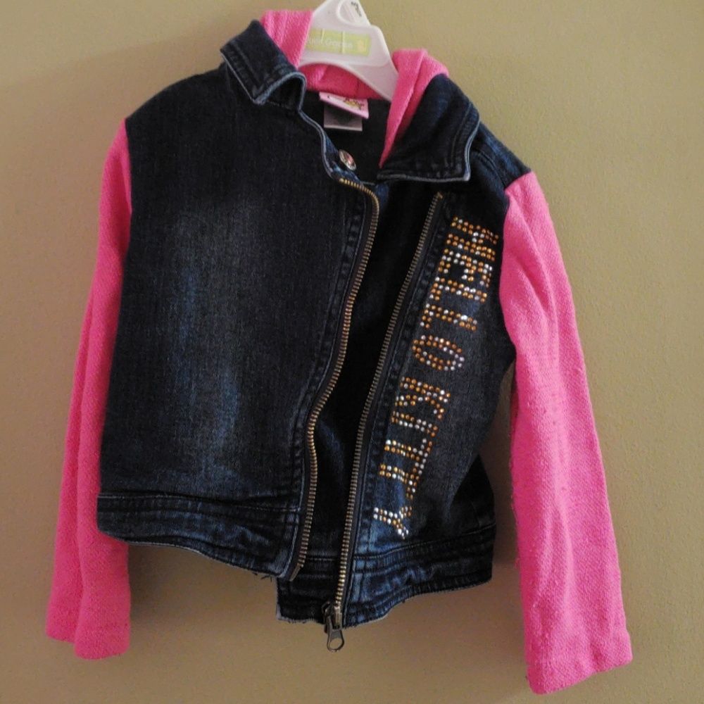 Hello Kitty Jean Jacket - Picture 4 of 4